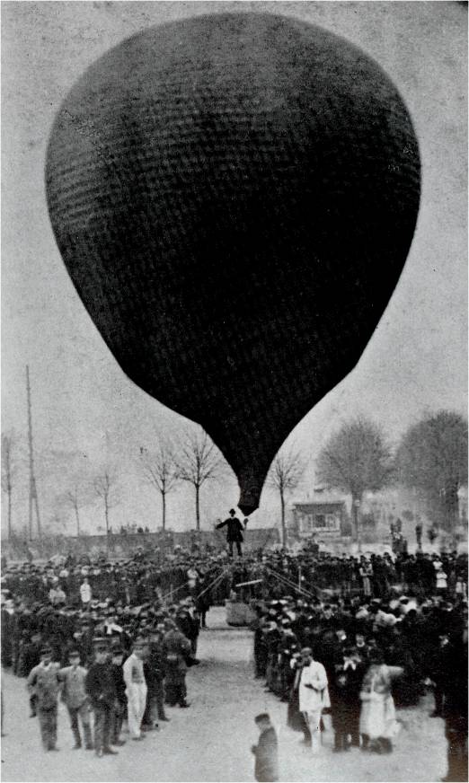 ballons/images/george sand regonfle par revilliod a amiens.jpg